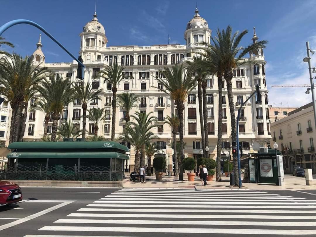 Estudio De Lujo Casaturis En El Corazon De Alicante A114 Zewnętrze zdjęcie